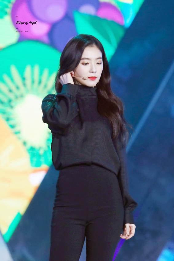 블랙이 잘 어울리는 아이린.jpg | 인스티즈