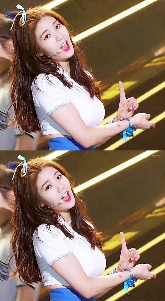 아이즈원의 리더가 유력한 멤버.gif | 인스티즈