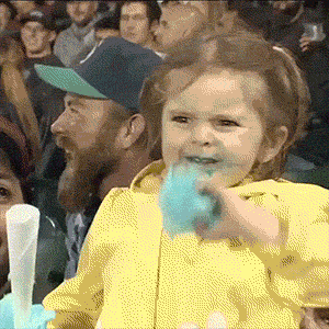 악마의 맛을 알아버린 여자아이 .gif | 인스티즈