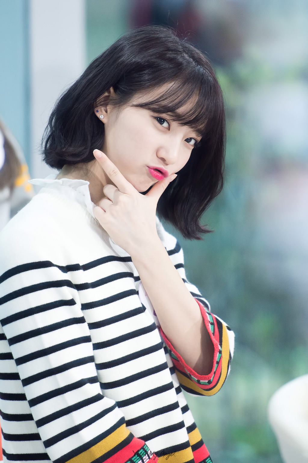 [오마이걸] 선선한 바람이 불어와서 비니 | 인스티즈