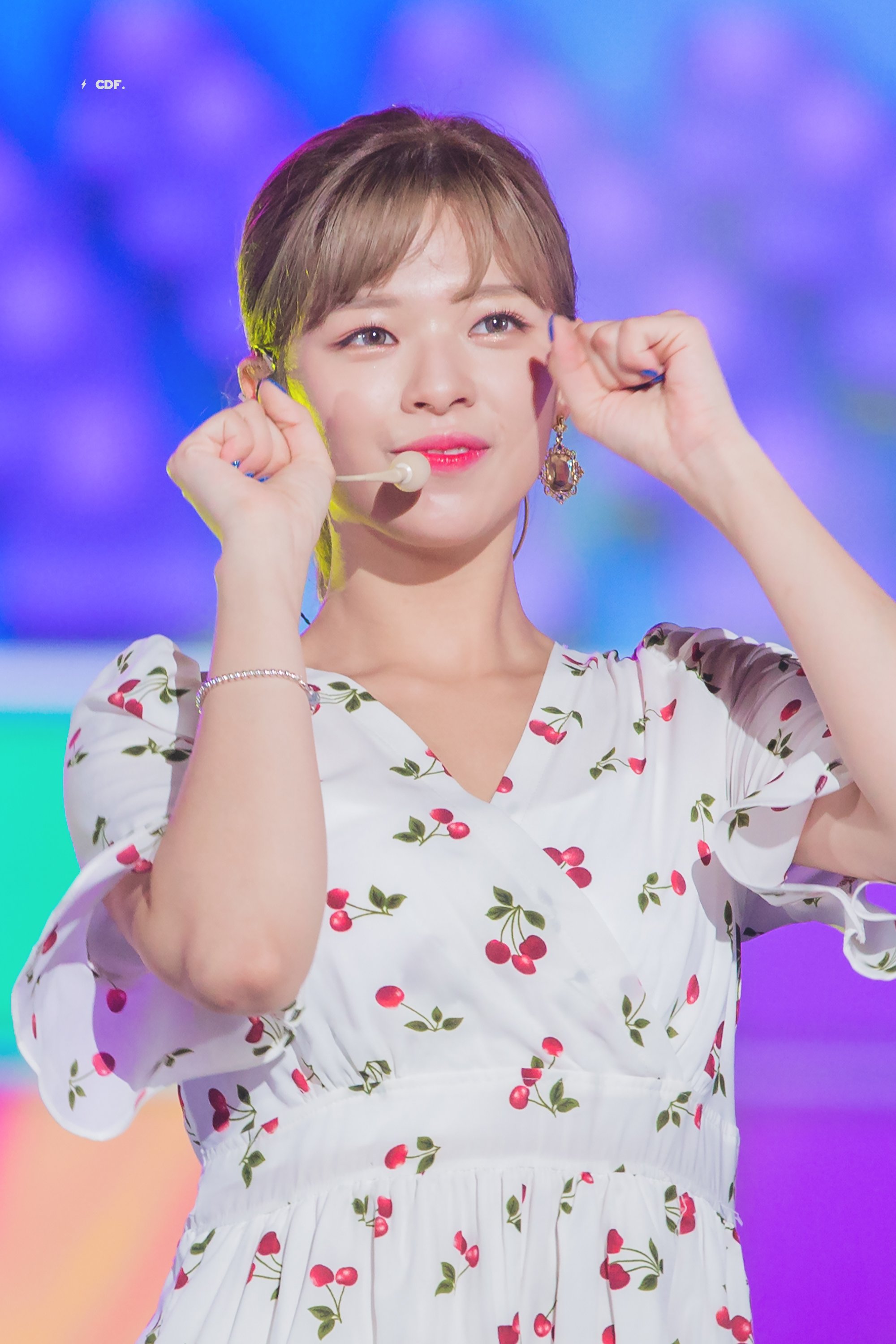 트와이스의 미모갑 정연이.jpg | 인스티즈