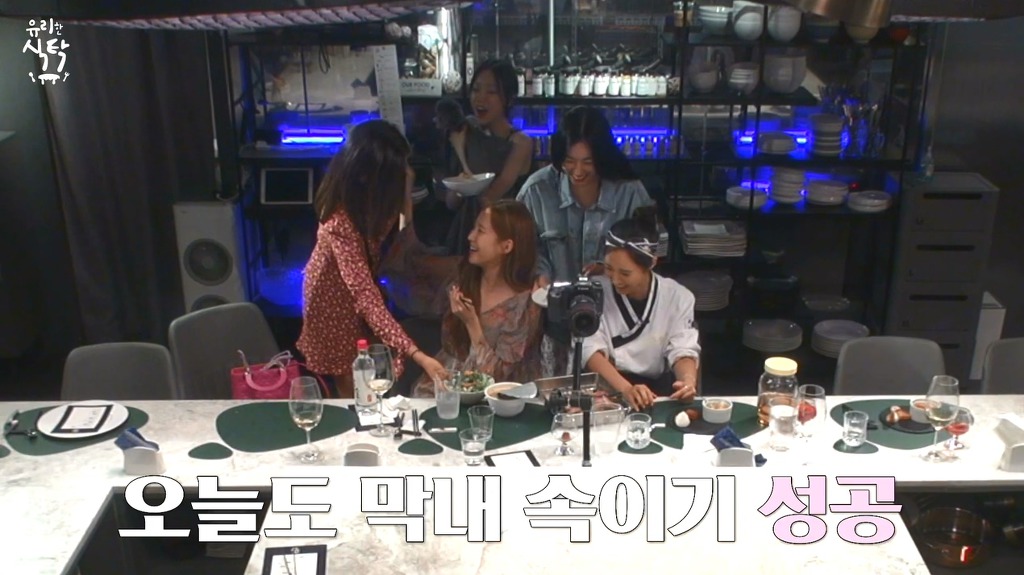 99B1EC4B5F2D569C2CCFD8