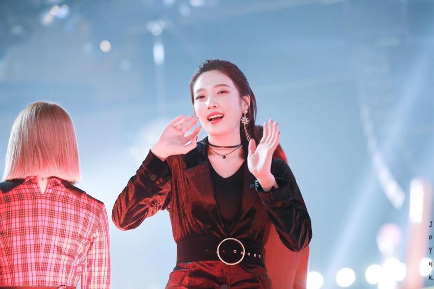 연말 시상식에서 미모 쩔었던 조이.jpg | 인스티즈