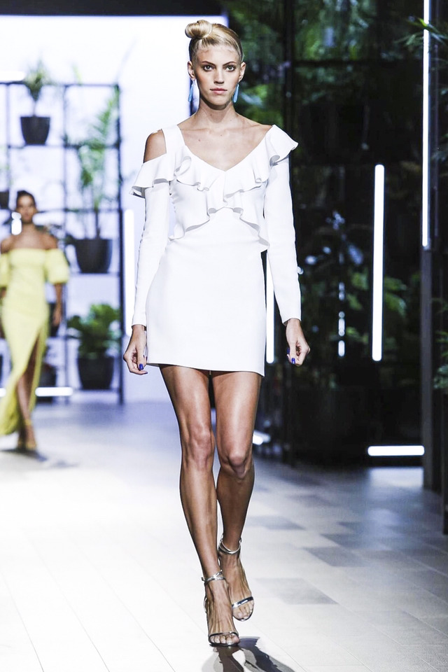 2018 S/S Cushnie et Ochs 컬렉션 | 인스티즈