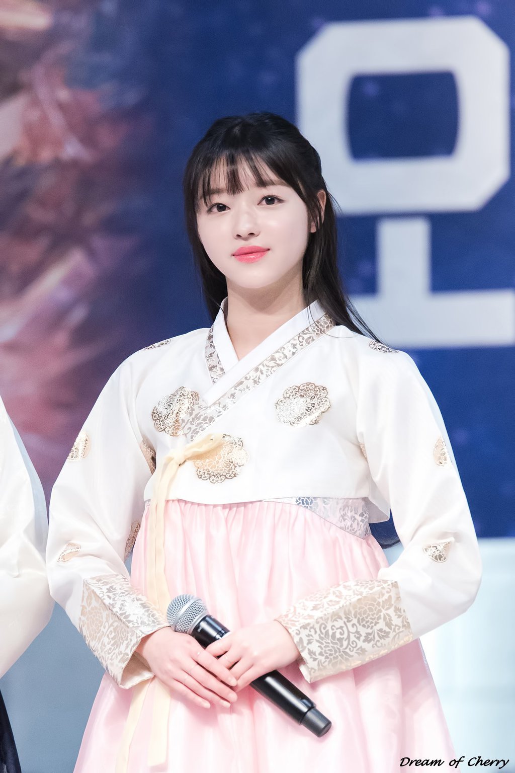 한복을 자주 입는 여자 아이돌 | 인스티즈