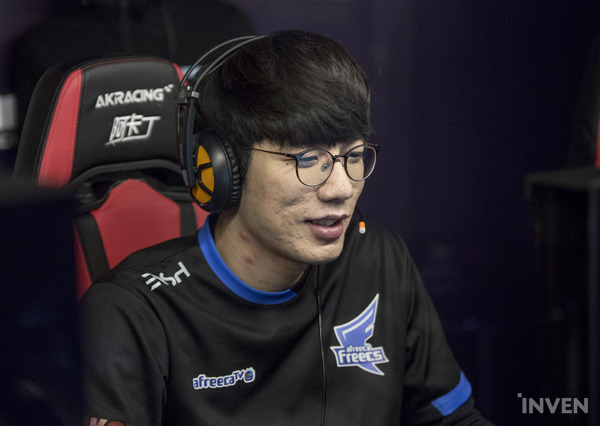 [LOL] 2018 롤챔스 스프링에서 미친 폼 올라가는 팀ㄷㄷㄷ | 인스티즈